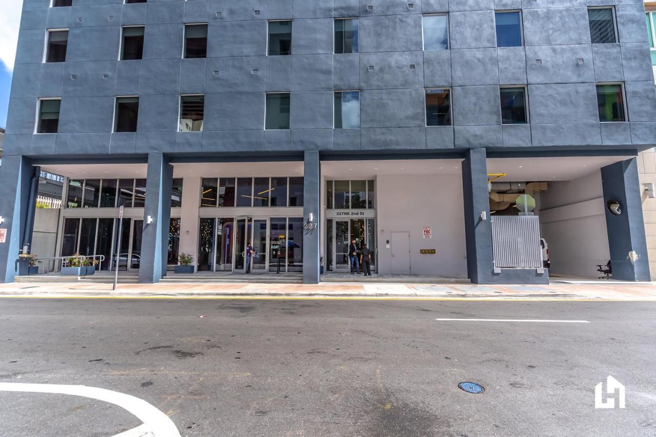 Downtown Miami Condos By Lua Host Exterior photo